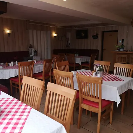 Uschi's Gasthof Neuendorf (Rostock)