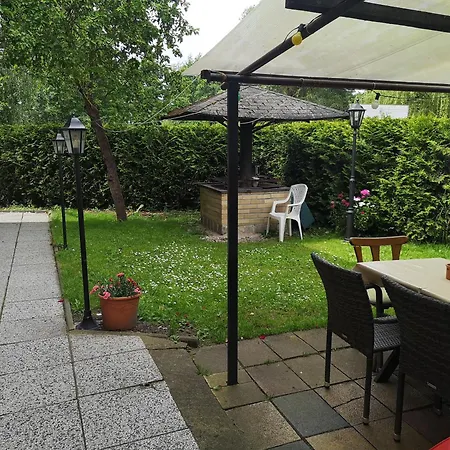 Uschi's Neuendorf (Rostock)