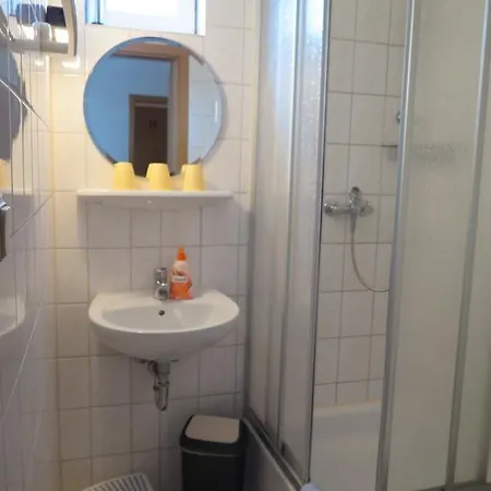 Uschi's 3* Neuendorf (Rostock)