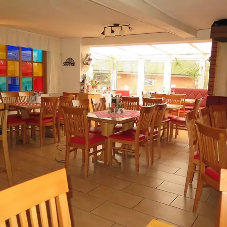 Uschi's 3* Neuendorf (Rostock)