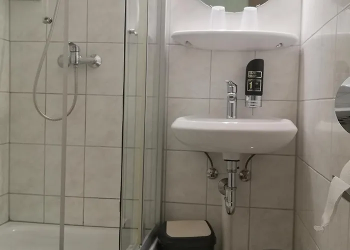 Uschi's 3* Neuendorf (Rostock)