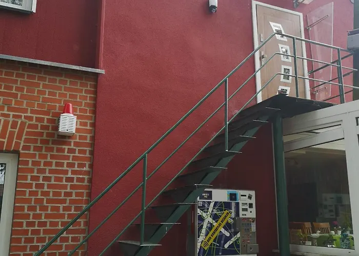 게스트하우스 Uschi's Neuendorf (Rostock)