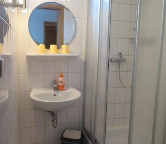 Uschi's 3* Neuendorf (Rostock)